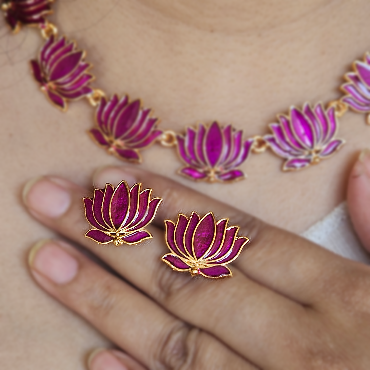 Lotus necklace purple