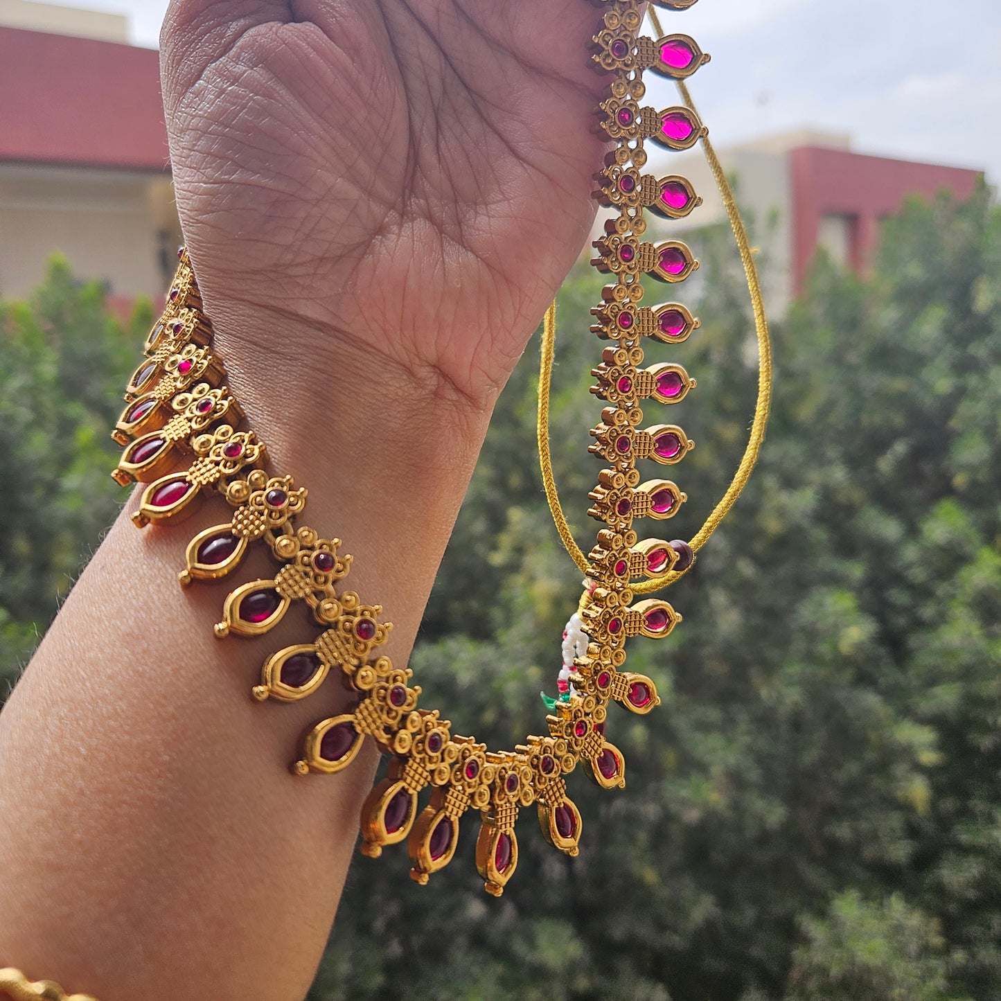 Long haram - Nagapadam maroon with earrings