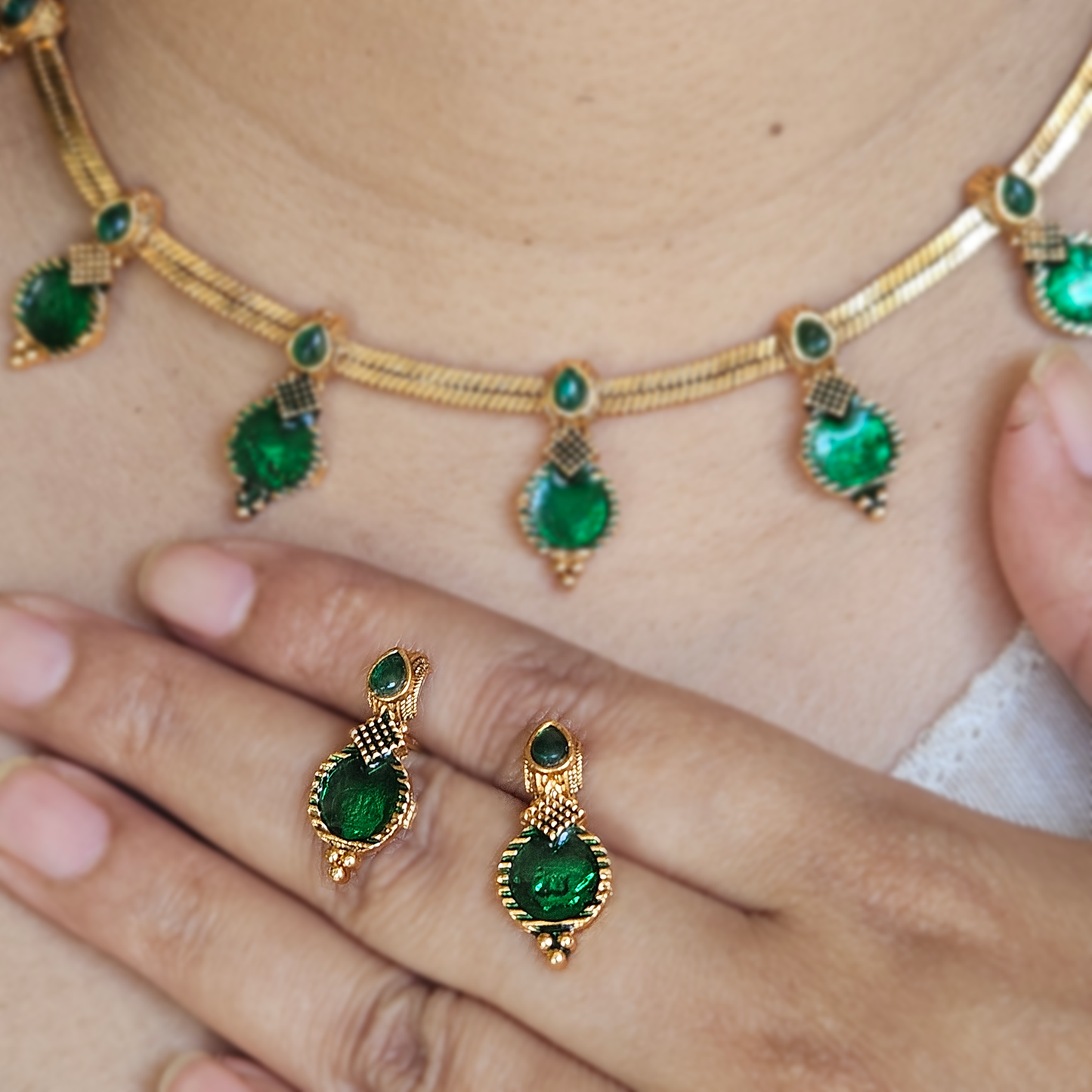 Necklace palakka green