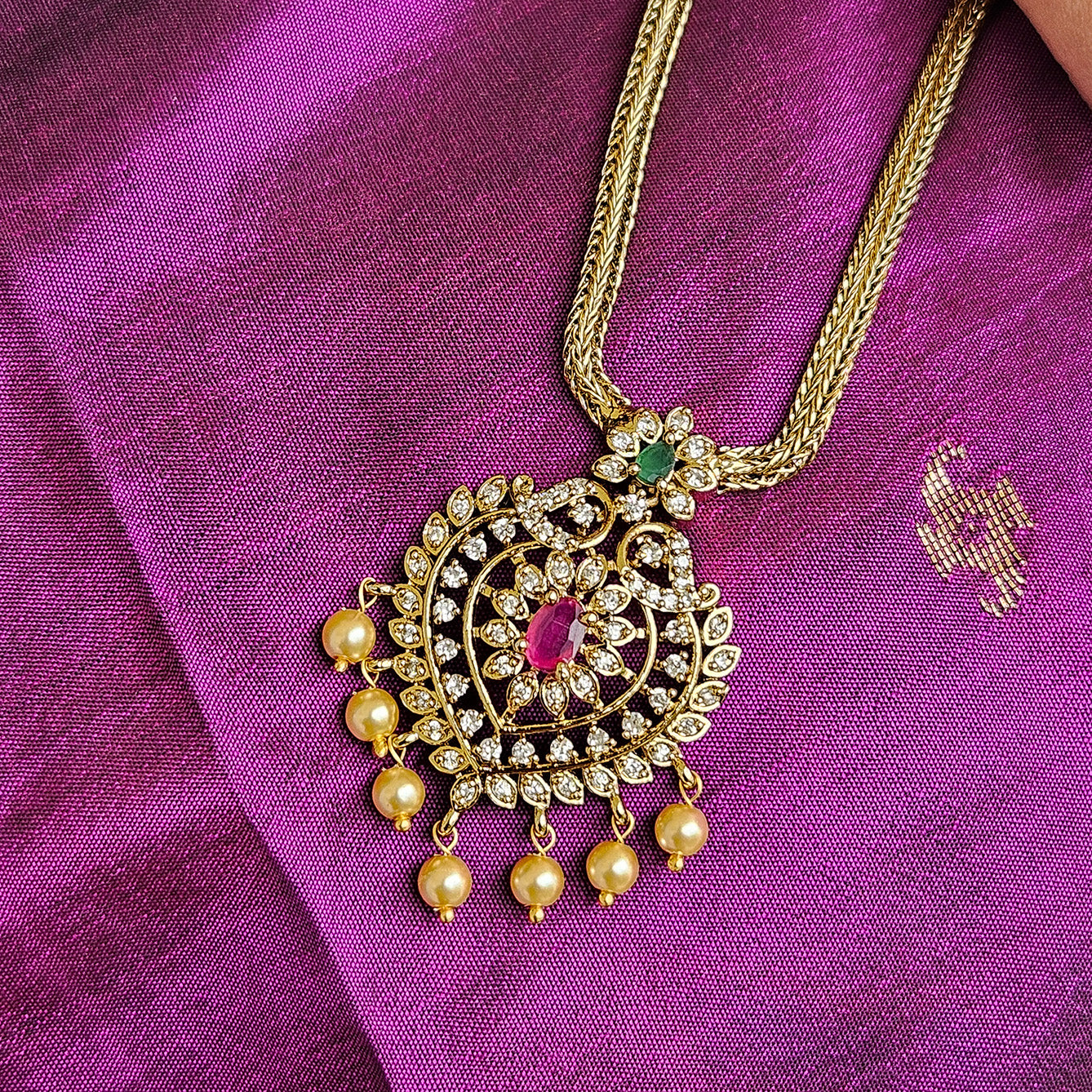 Necklace - Attigai with pearl drops and AD stones