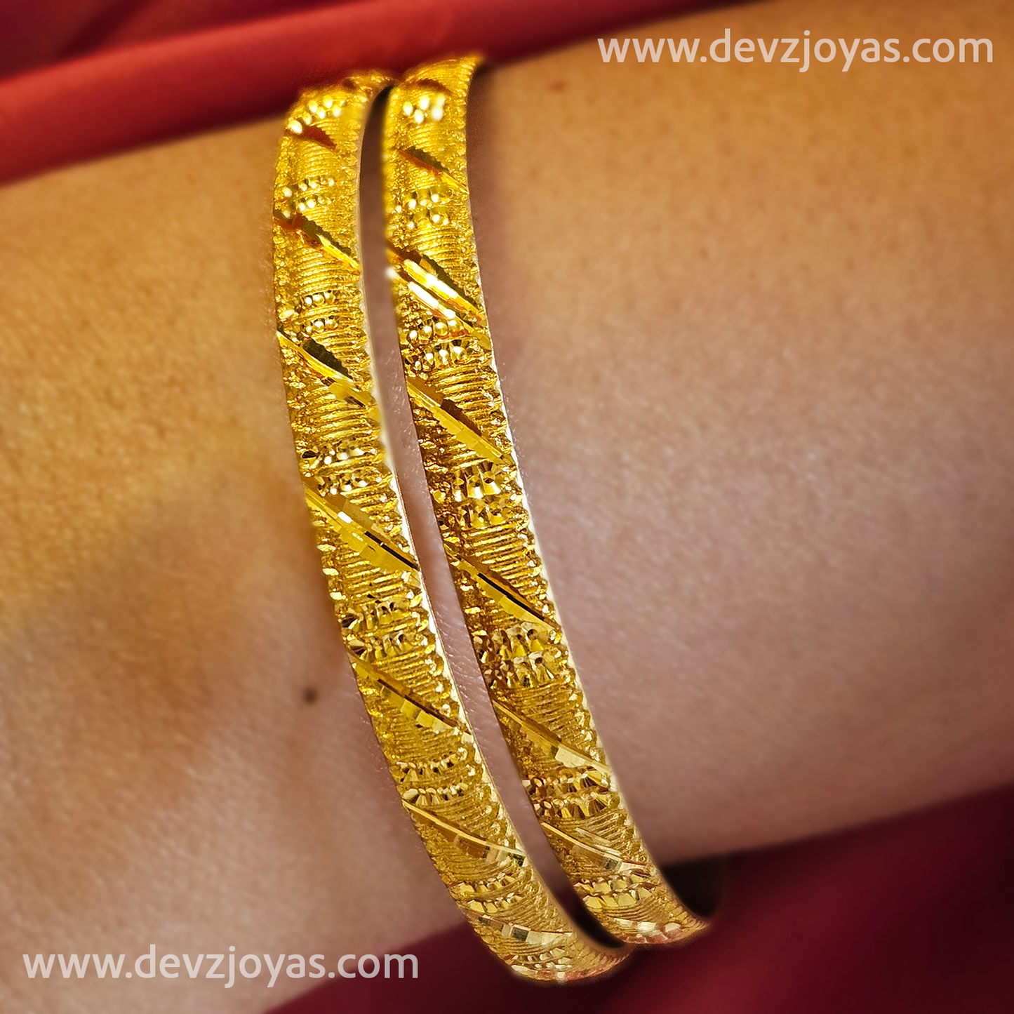 Bangles set of 2. size 2.4