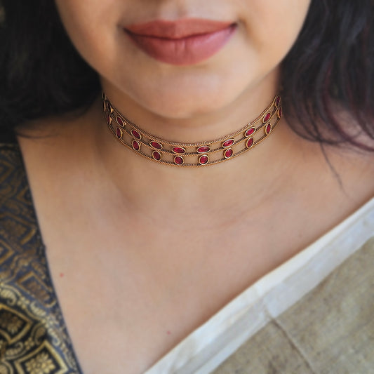 Red stone choker