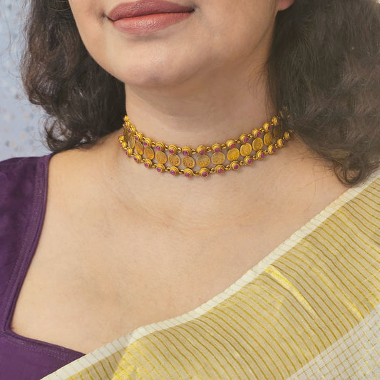 1 Choker coin Ruby- Onam