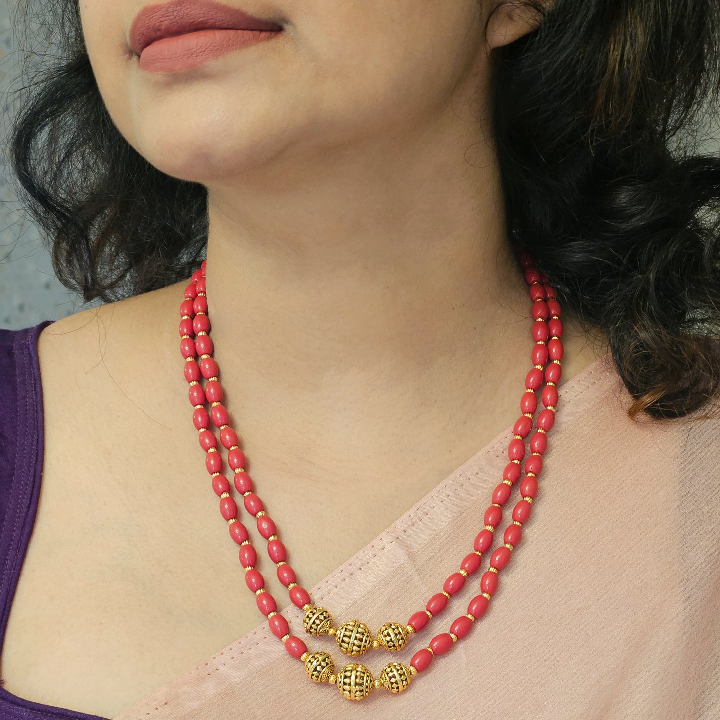 Double layer Coral chain with golden beads