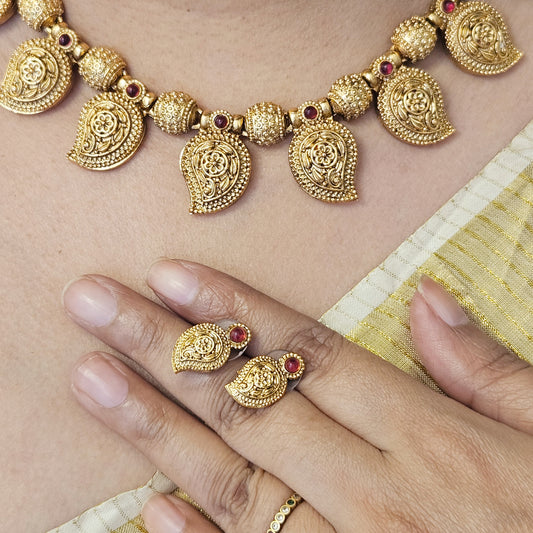 1 Necklace set Mango- Onam