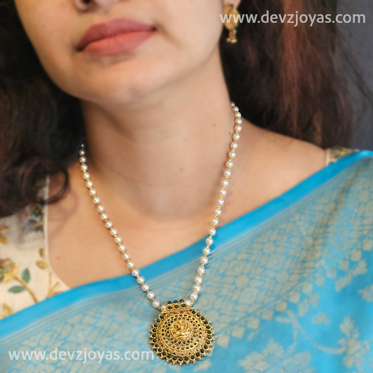 Short haram pearl with Lakshmi pendant - Green