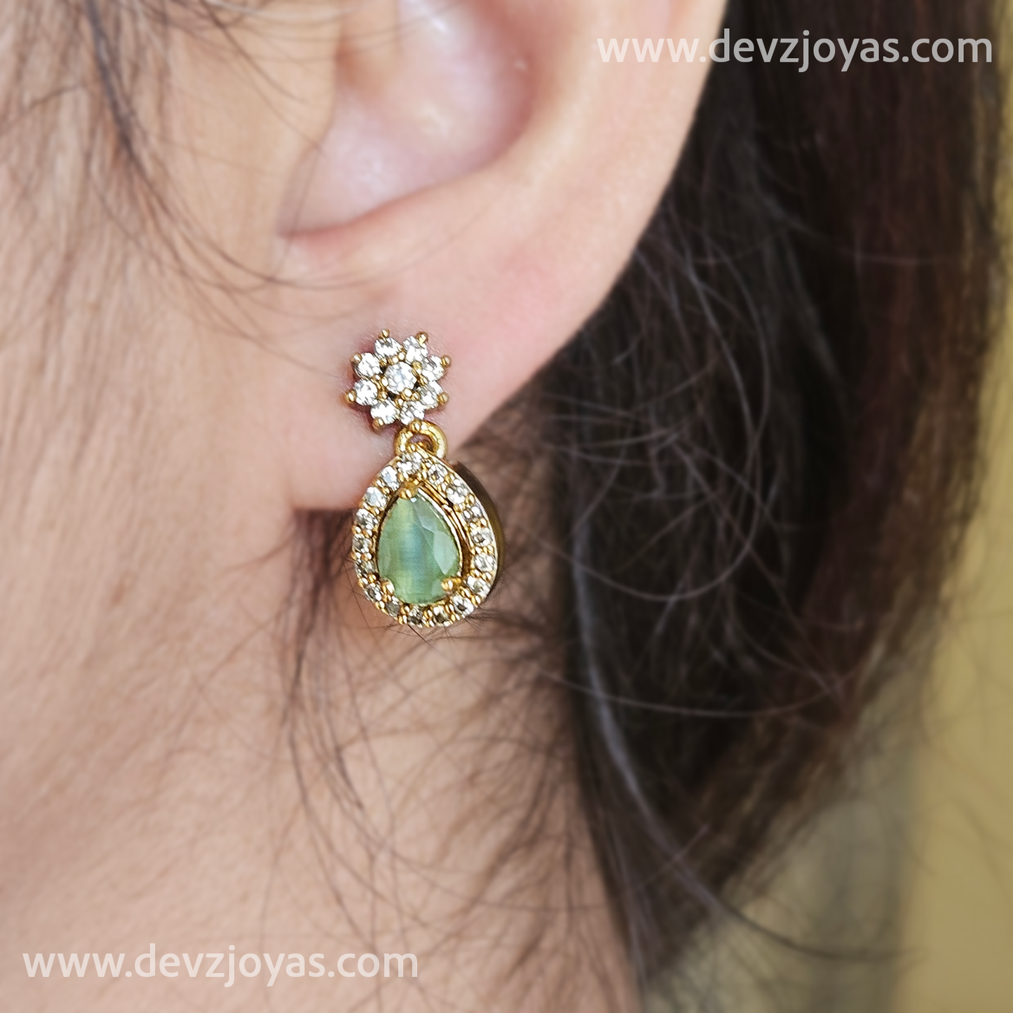 AD stone necklace sea green pendant