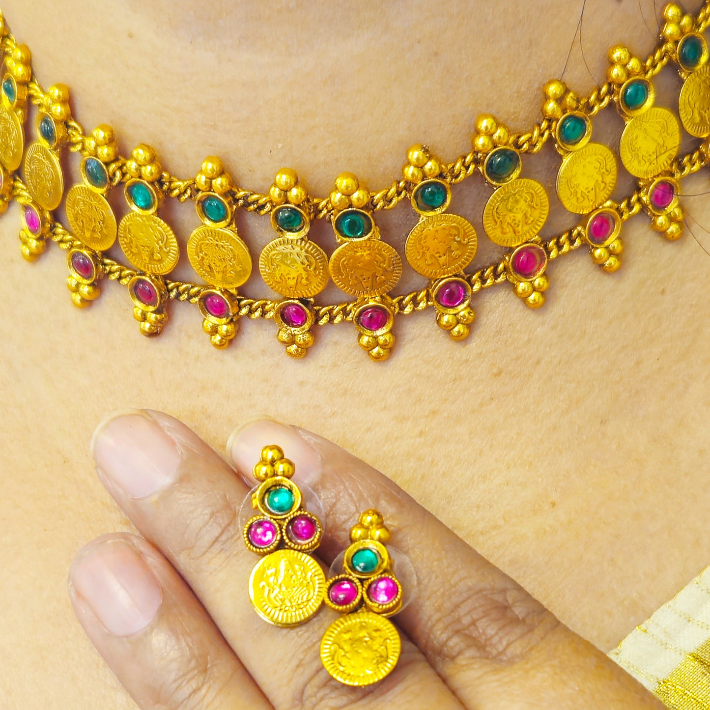 1 Choker Coin Green and Ruby stone- Onam