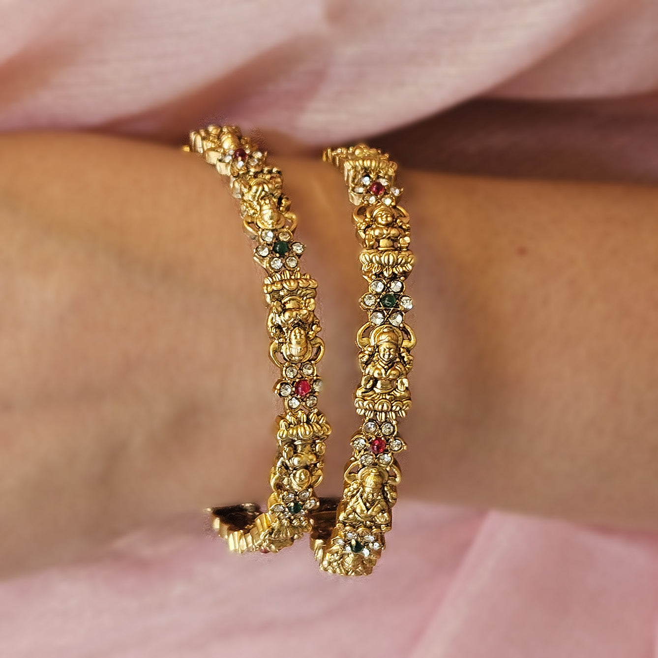 Lakshmi bangles set of 2, Size 2.4
