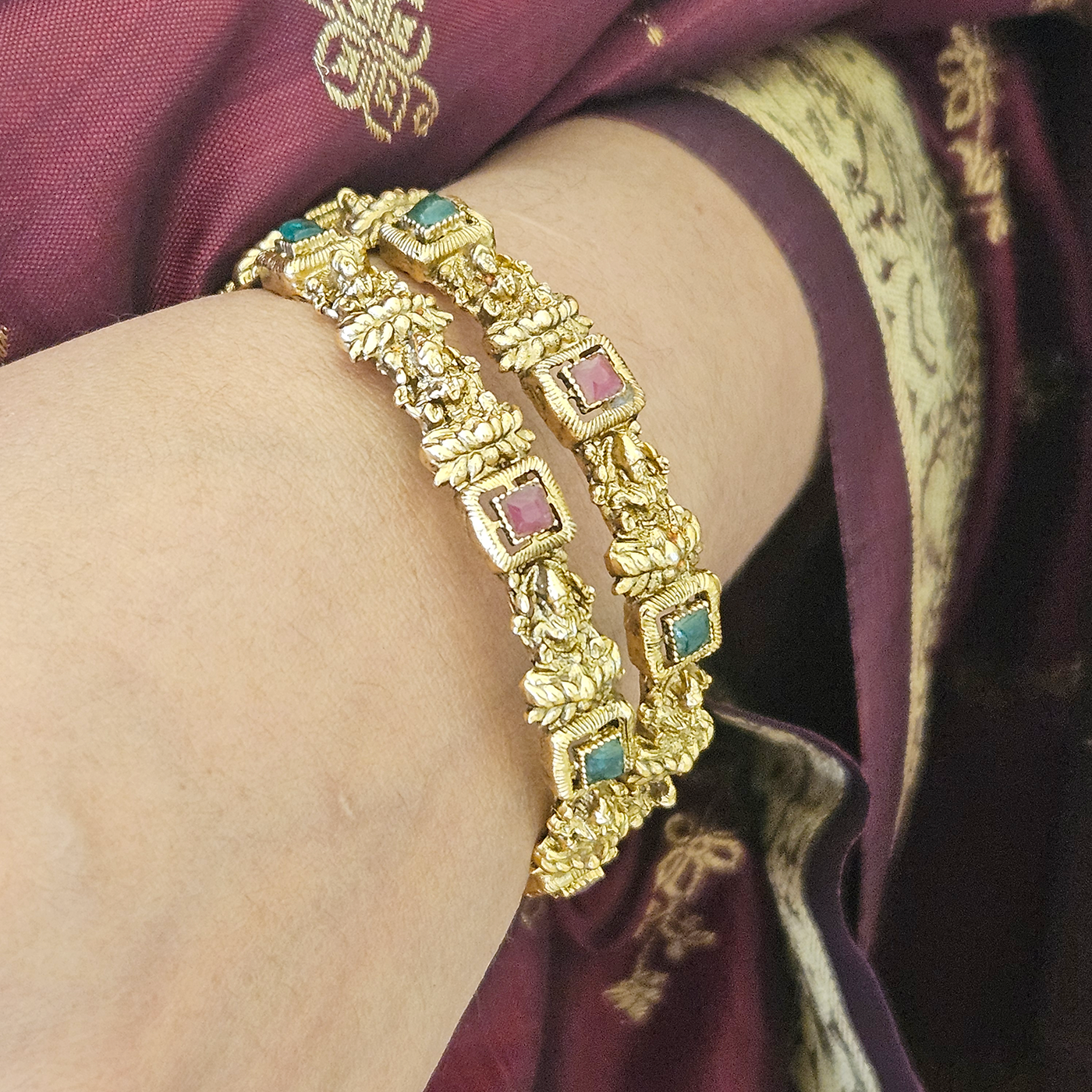 Bangle set of 2 size 2.4 - Antique