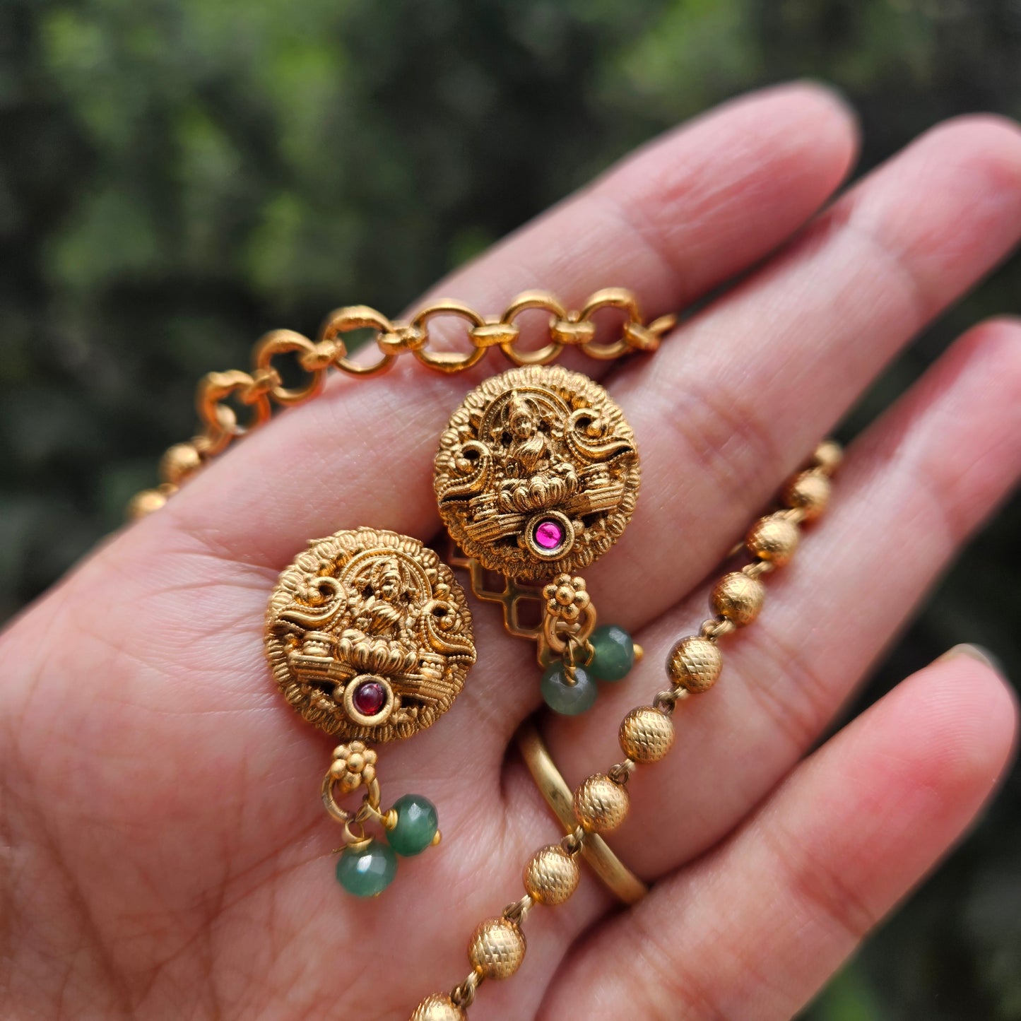 Chocker - Antique Lakshmi with earrings