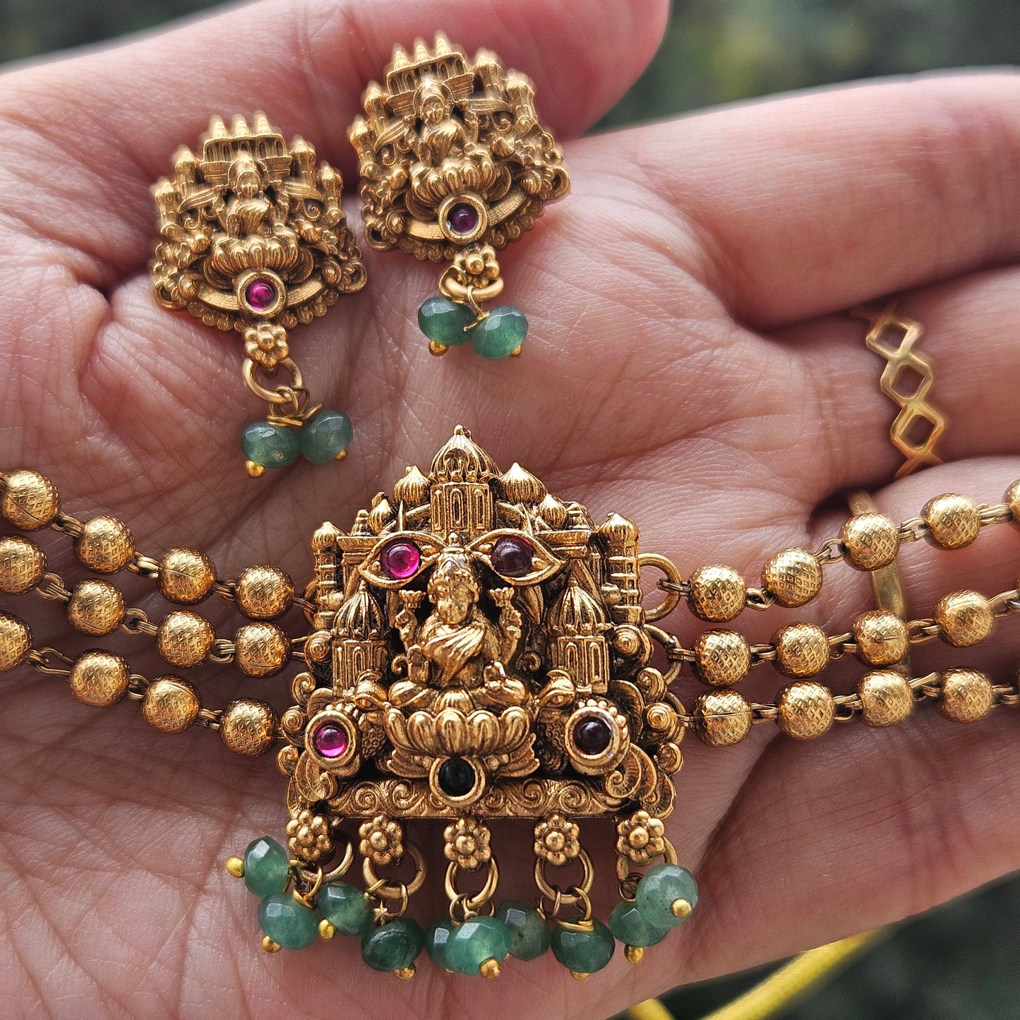 Chocker Antique 3 layer Lakshmi