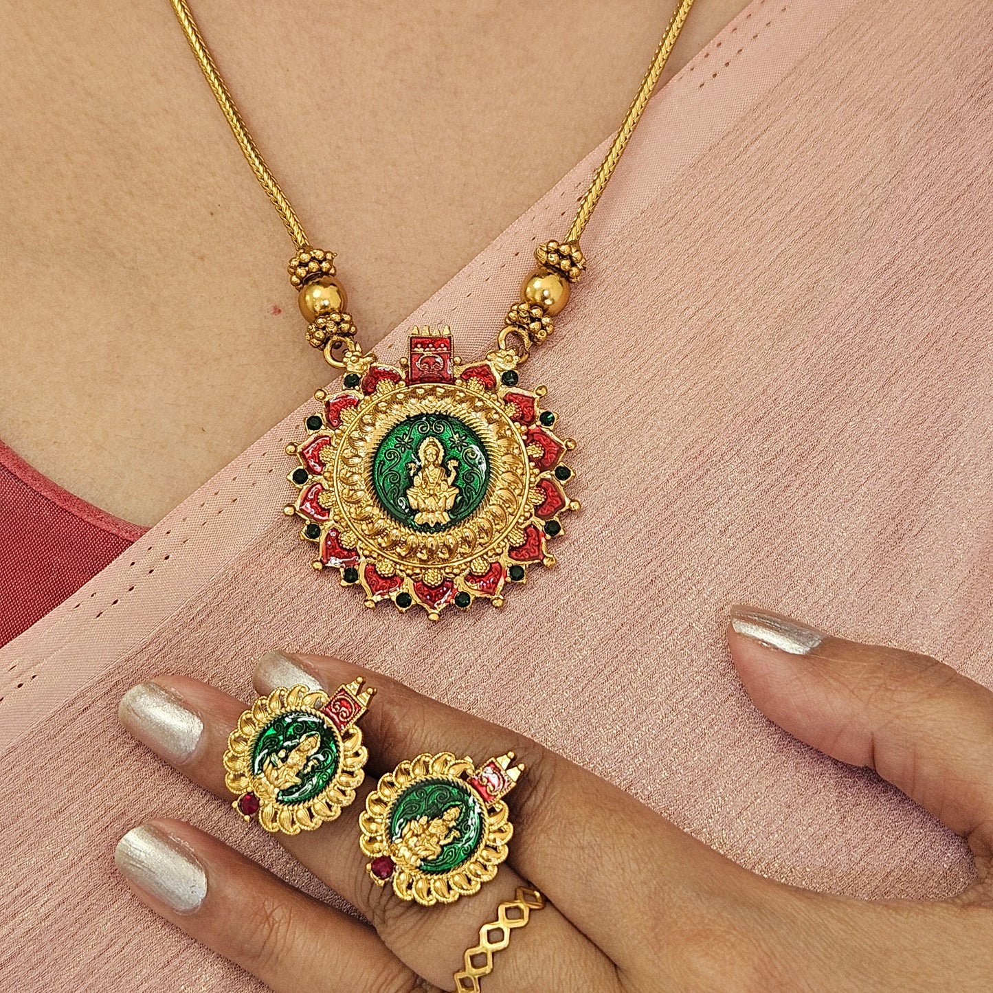 Short haram Lakshmi green