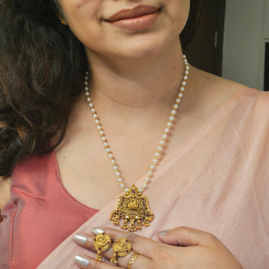 Short haram pearl with Lakshmi pedant