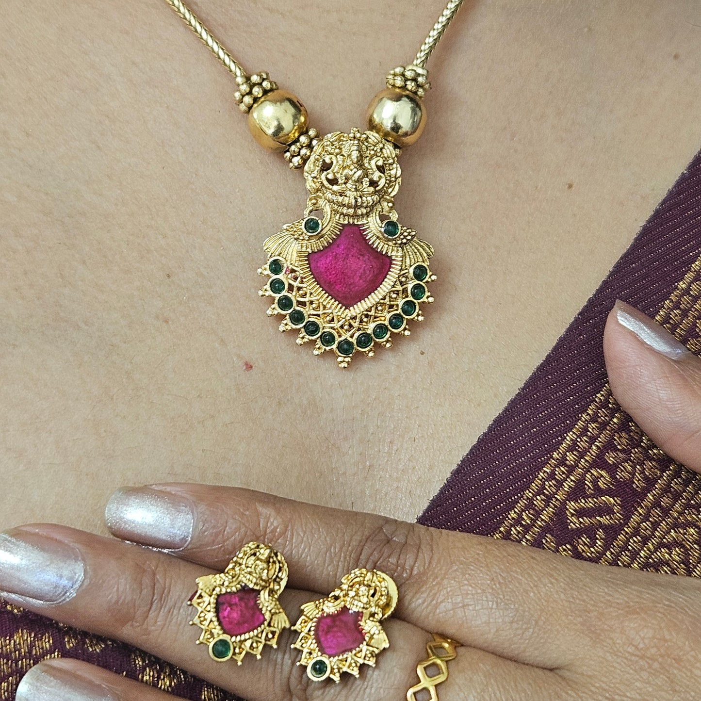 Short haram palakka ruby