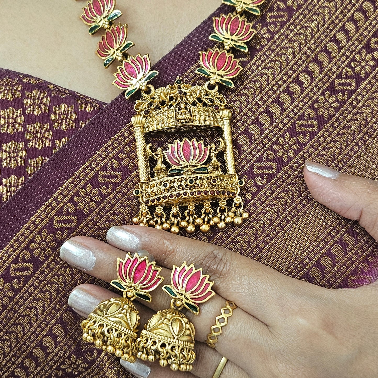 Long haram lotus with jhumkas