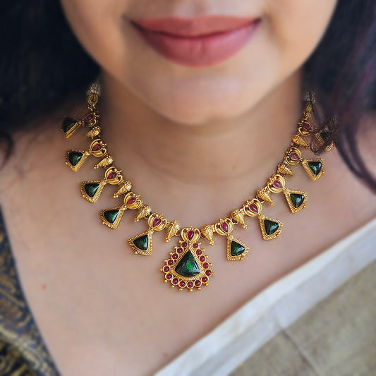 Palakka green and red with earrings