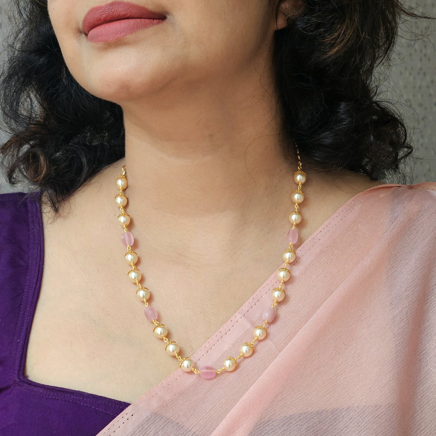 Pearl chain white and pink