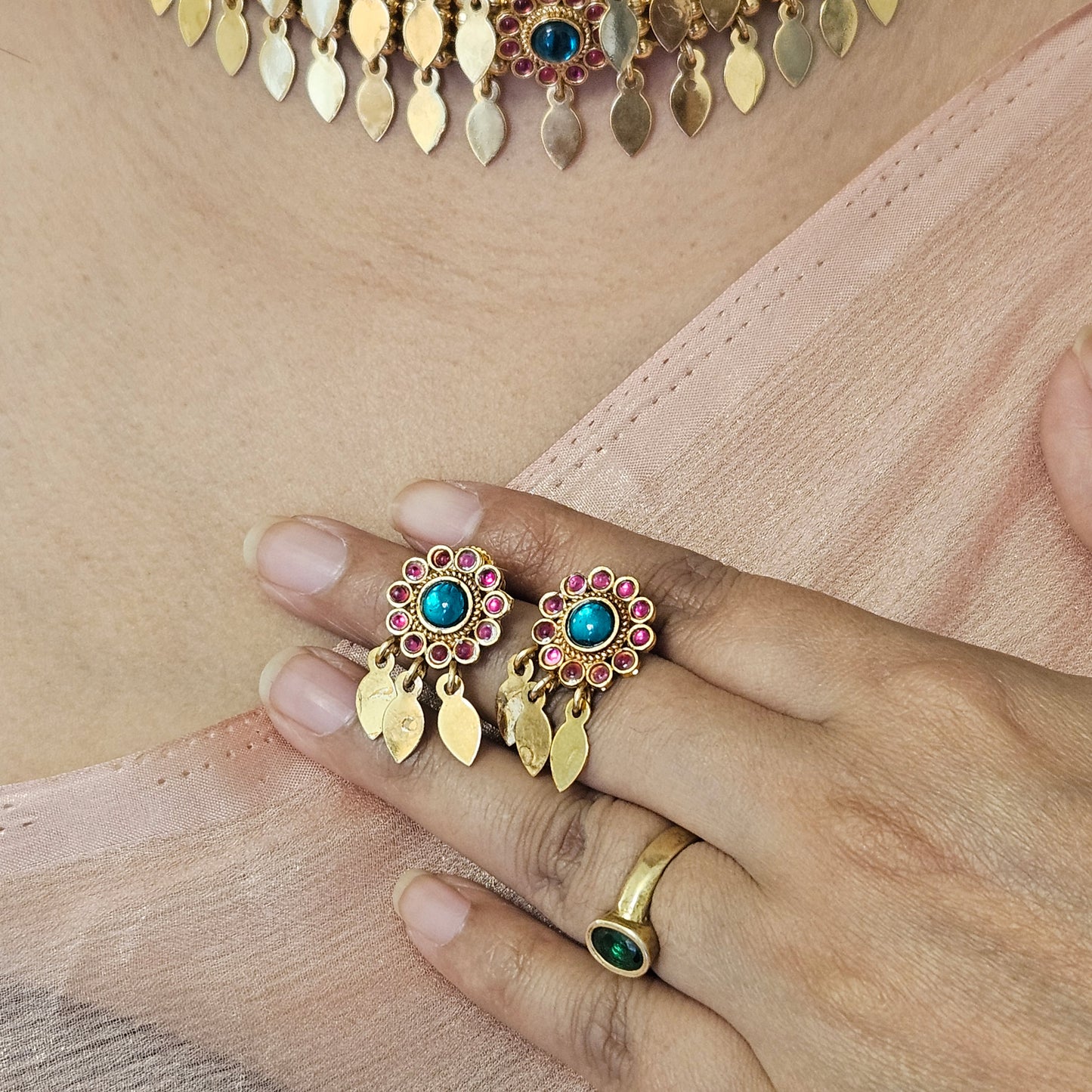 Choker Elakkathali Gold finish