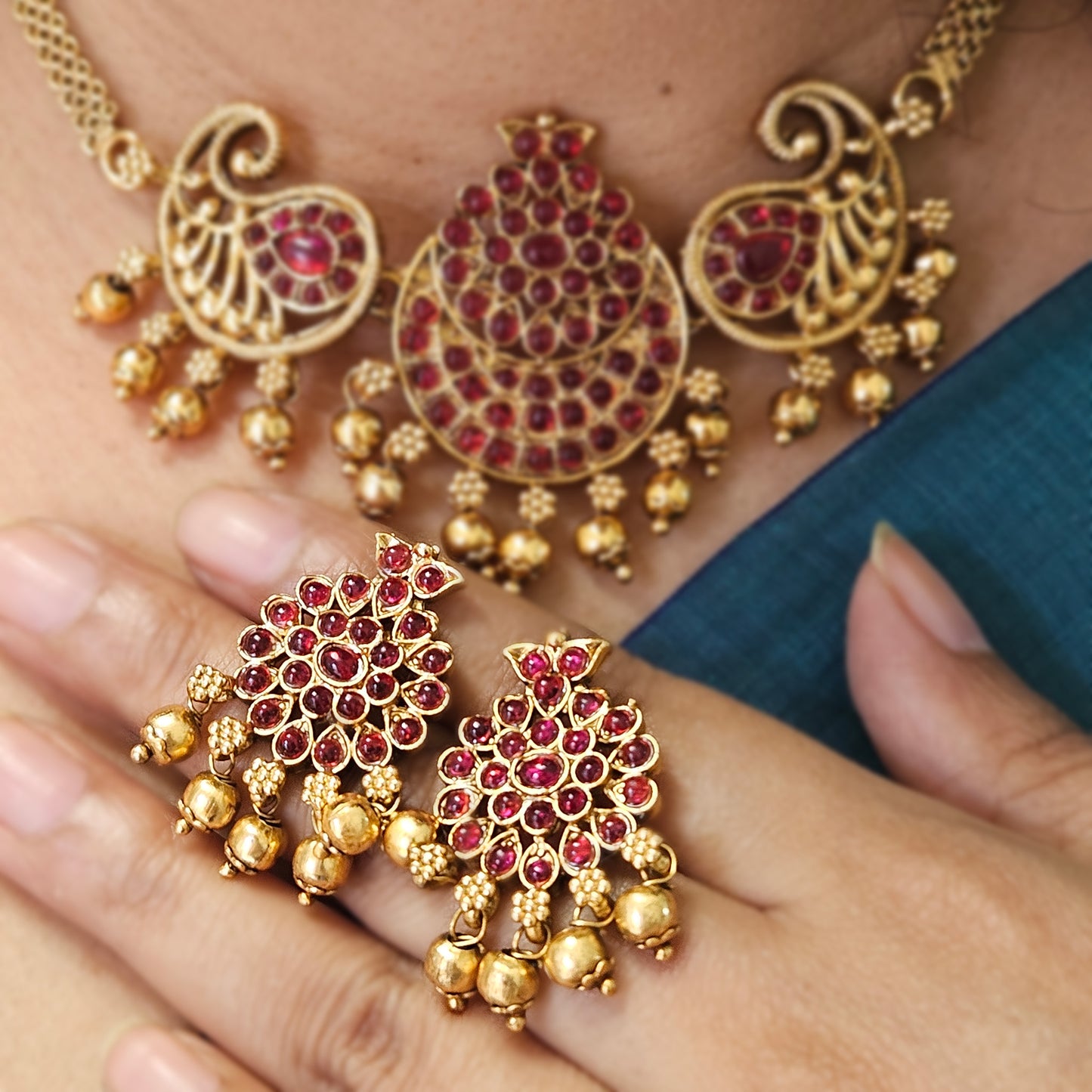 Choker - Ruby stone with earrings