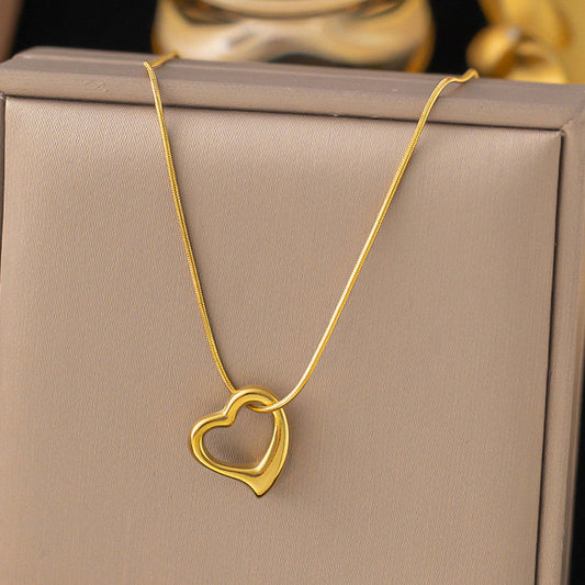 Stainless steel anti tarnish golden chain with heart shaped pendant - hollow