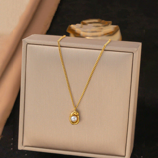 Stainless steel anti tarnish golden chain with single pearl pendant