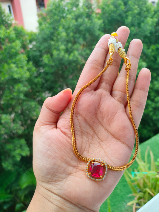 Simple choker with earrings