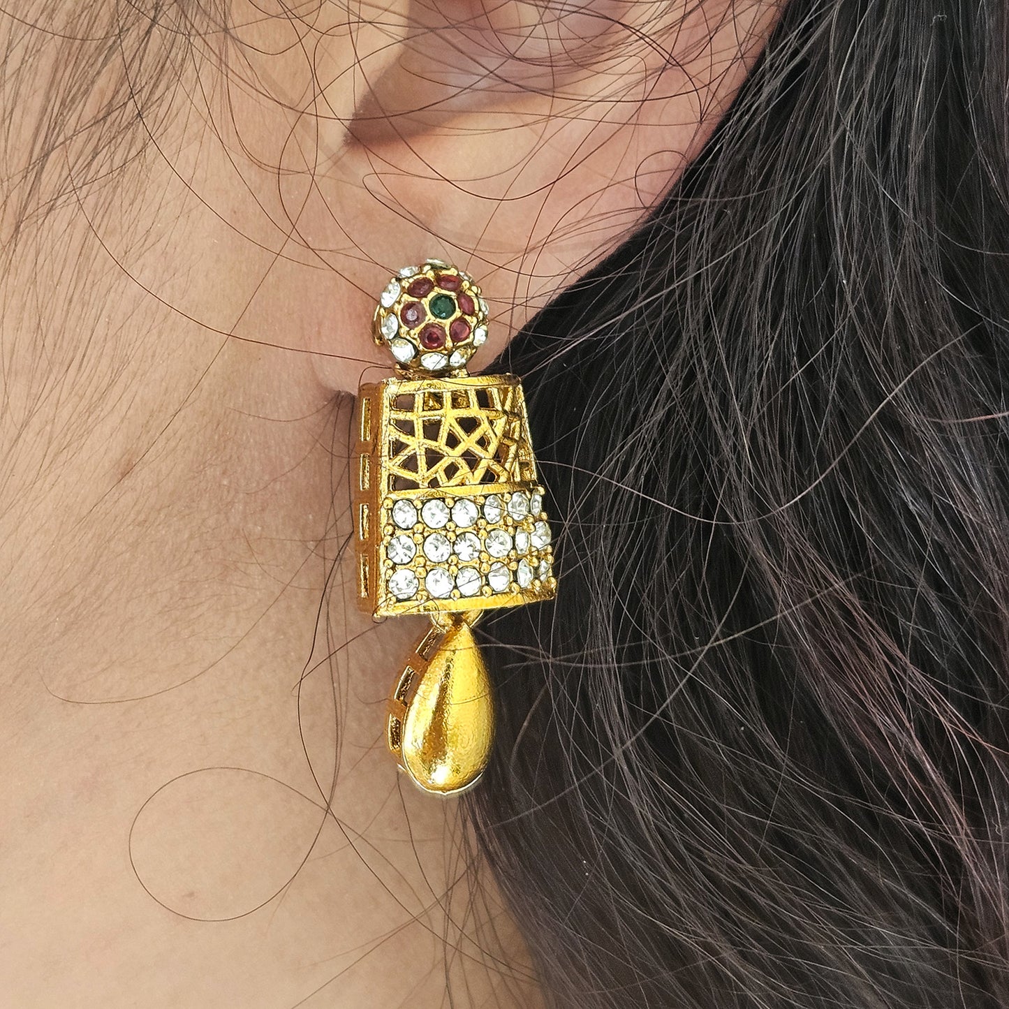 Golden necklace with White AD Stones
