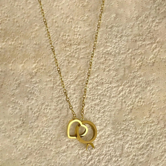 Stainless steel Anti tarnish necklace with heart and circle pendant