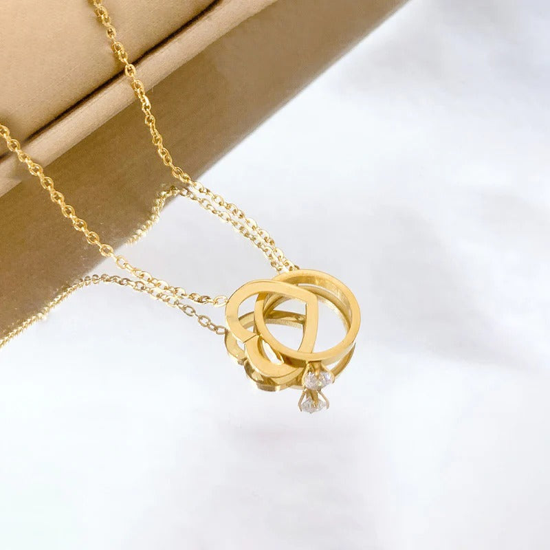 Stainless steel Anti tarnish necklace with heart and circle pendant