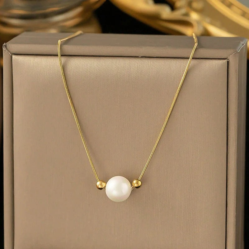Stainless steel Anti tarnish necklace with pearl pendant
