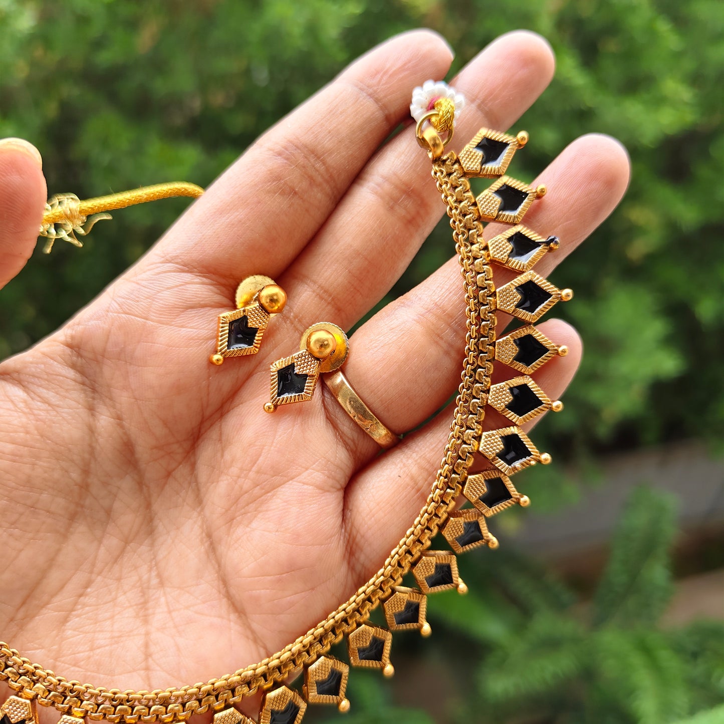 Necklace set Palakka in Black