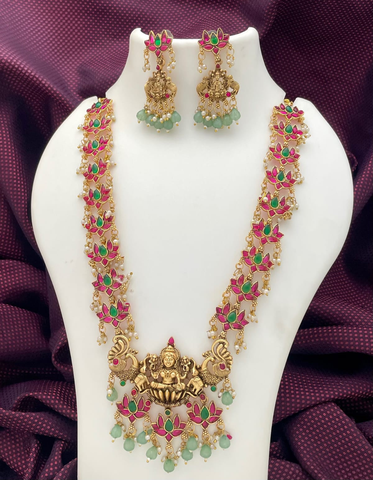 Long haram lotus Lakshmi with sea green drops