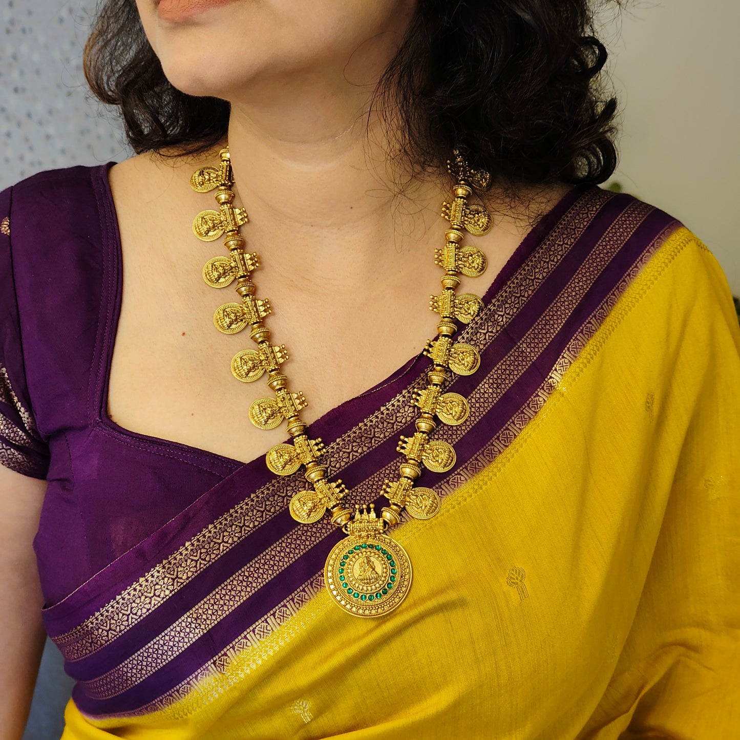Long haram coin Lakshmi