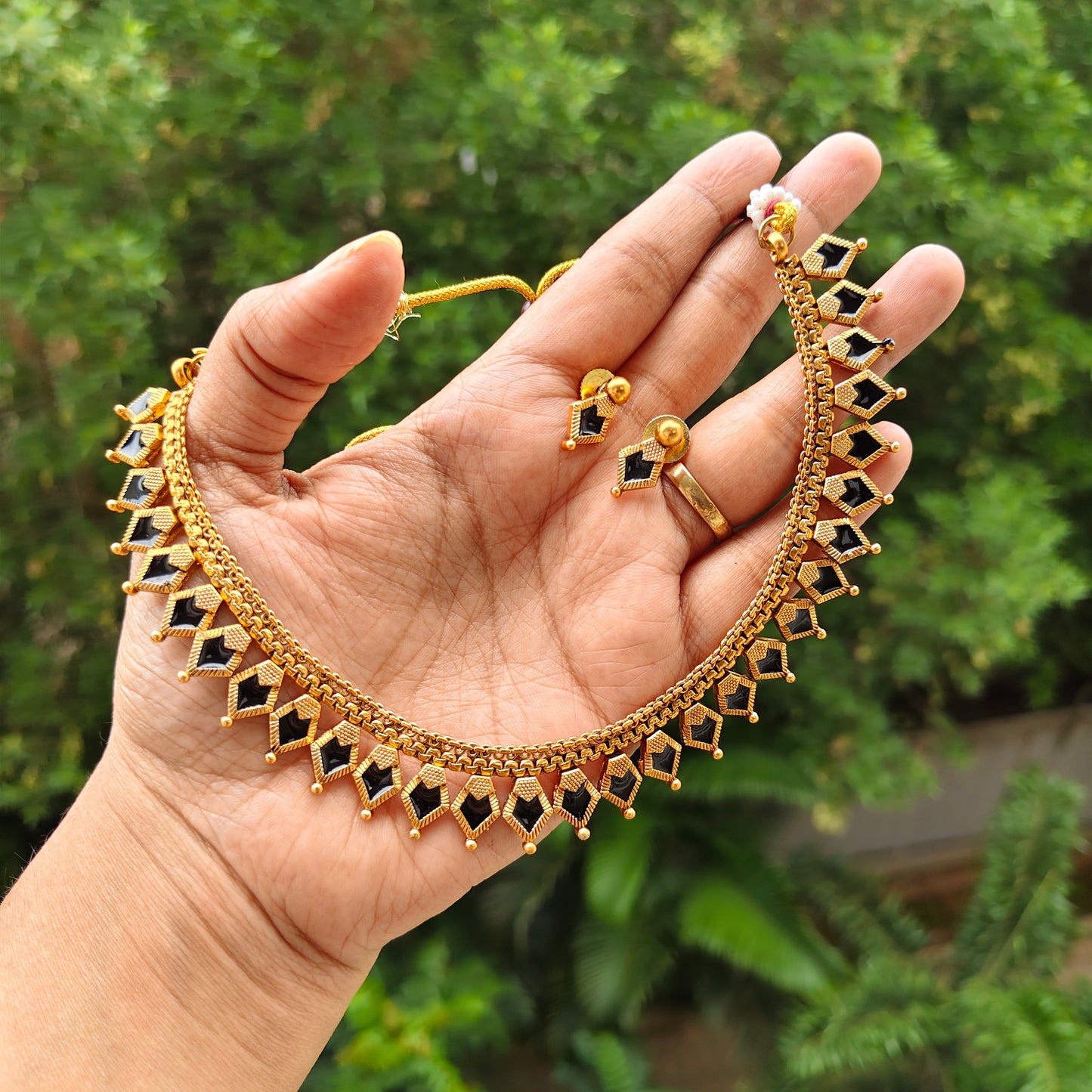 Necklace set Palakka in Black