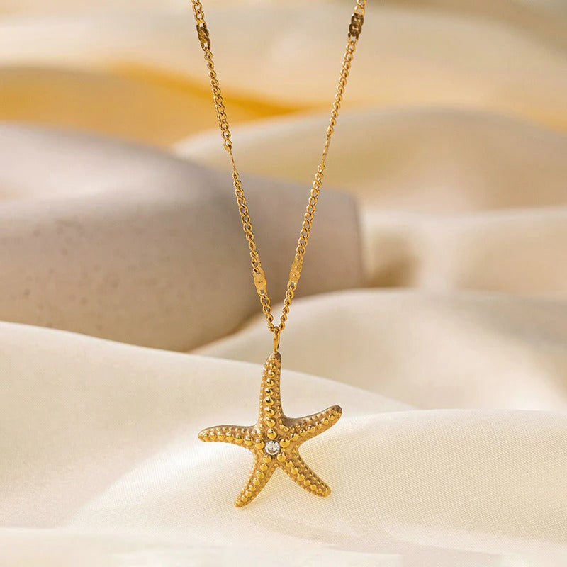 Stainless steel Anti tarnish necklace with star pendant
