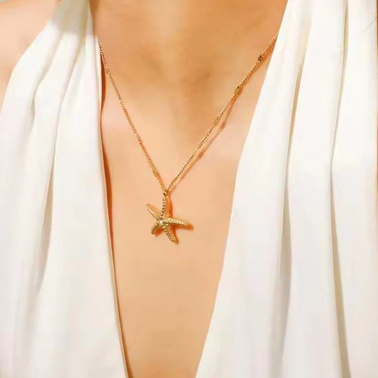 Stainless steel Anti tarnish necklace with star pendant