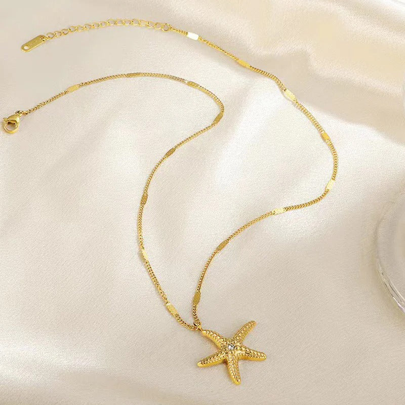 Stainless steel Anti tarnish necklace with star pendant