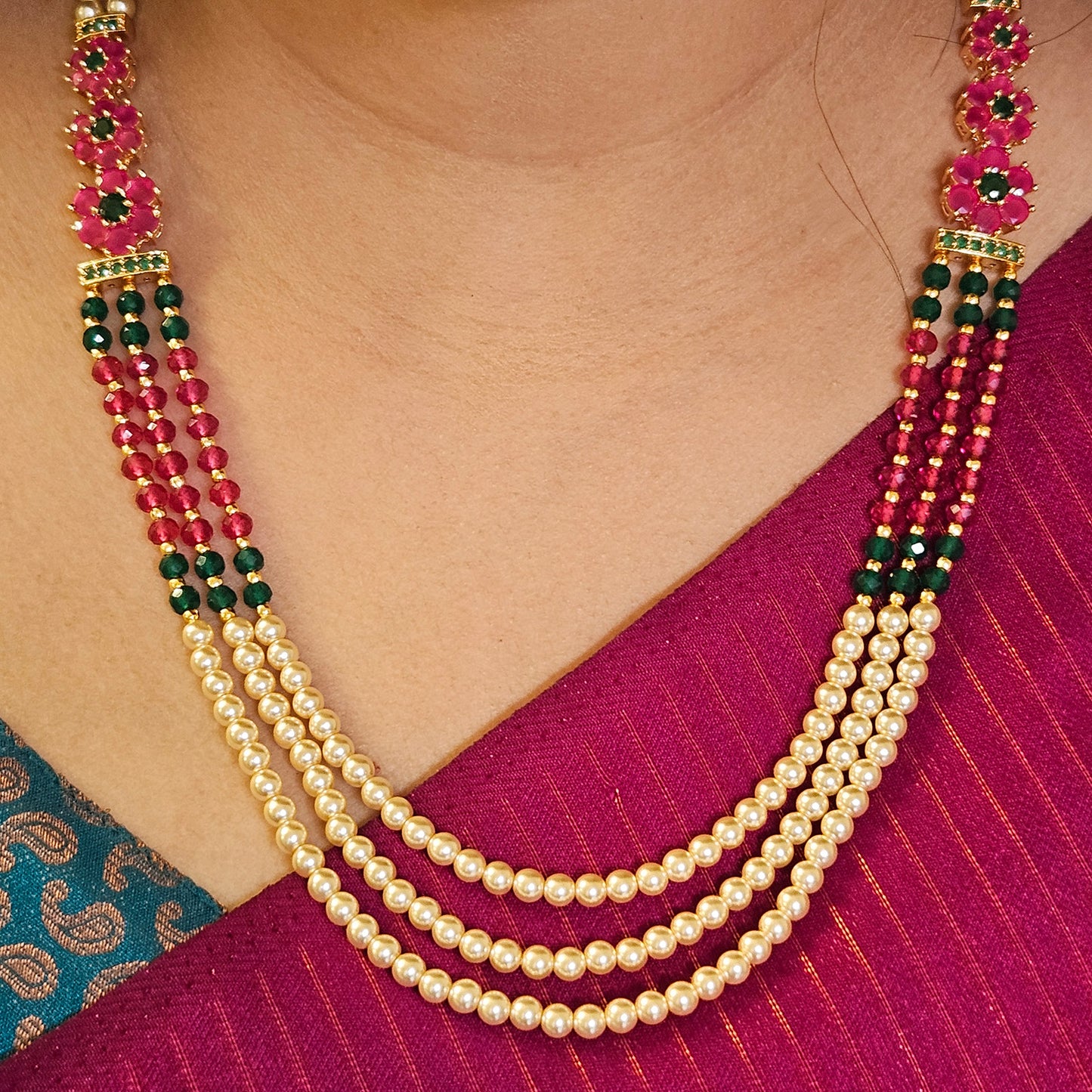 Premium - Multilayer pearl necklace - Ruby and emerald