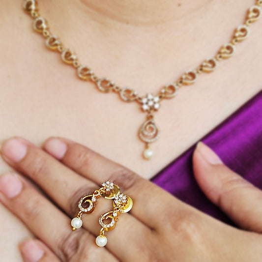 Gold plated necklace with earrings