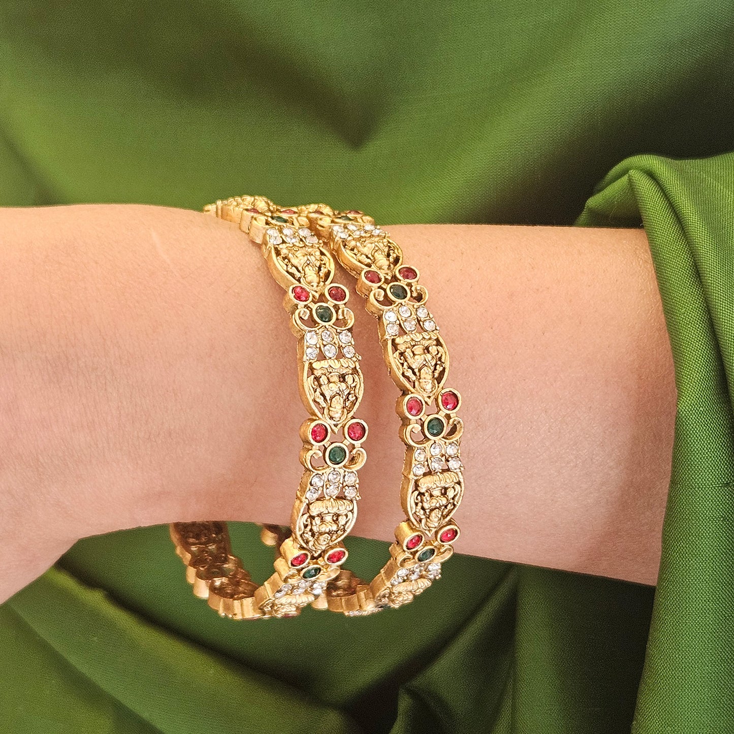Bangles set of 2, size: 2.6