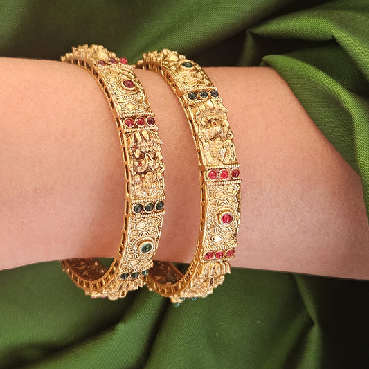 Bangles set of 2. Size: 2.4