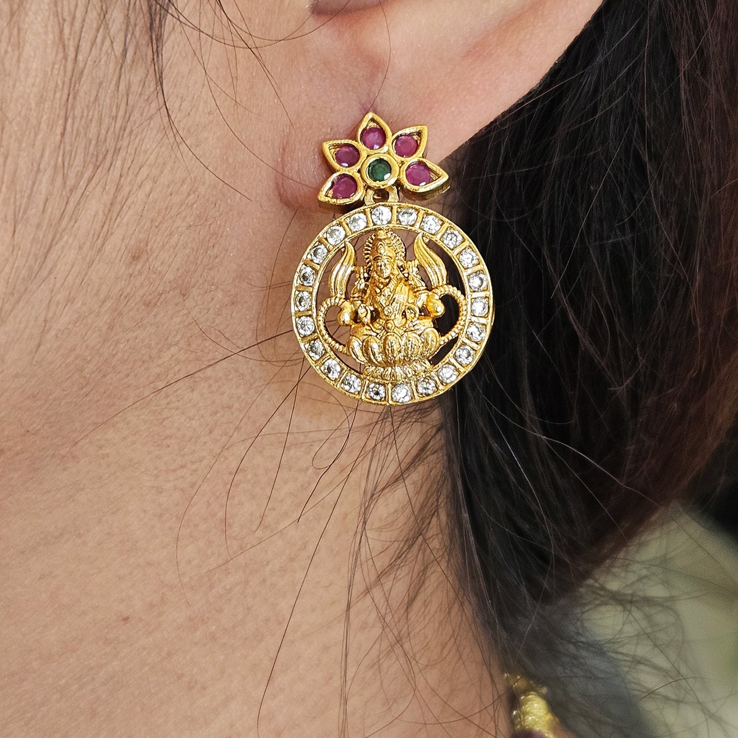Necklace set Lakshmi pendant