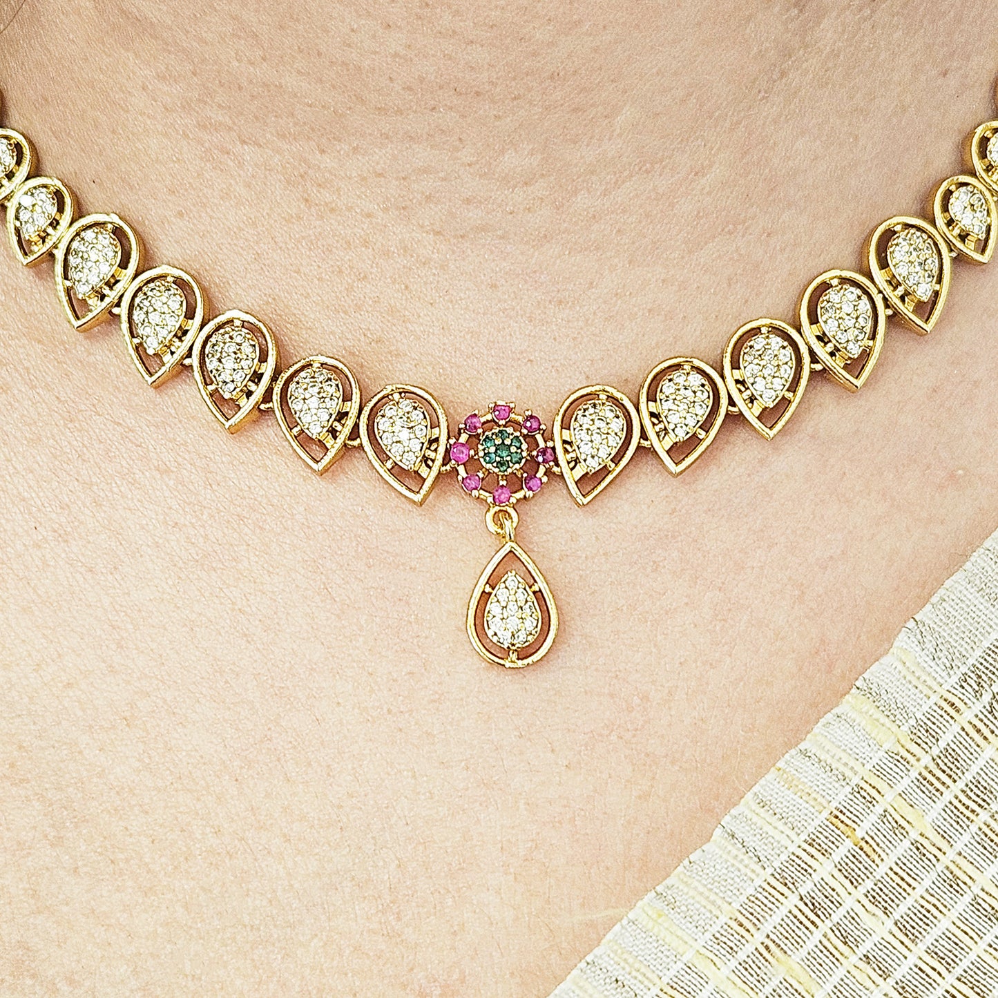 AD stone necklace set